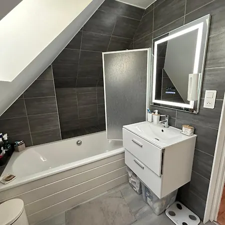 Maison Equipee Holiday home La Haye